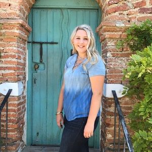 Meet your Posher, Bayley